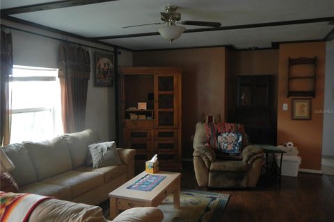 Casa en venta en Dade City, Florida, 3 dormitorios, 177.26 m2 № 1902704 - foto 4