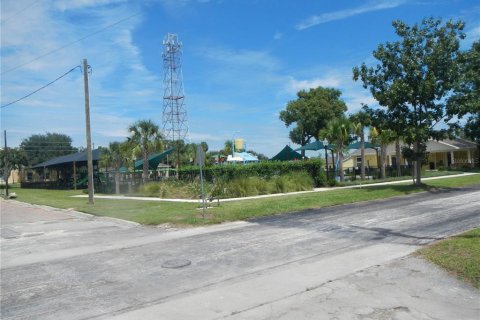 Casa en venta en Dade City, Florida, 3 dormitorios, 177.26 m2 № 1902704 - foto 30