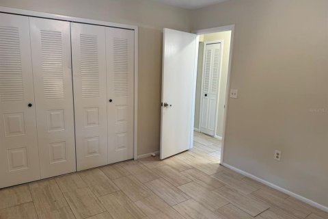 Condo in Deltona, Florida, 3 bedrooms  № 2379167 - photo 17