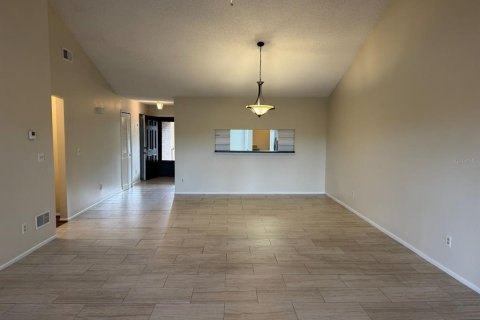 Condo in Deltona, Florida, 3 bedrooms  № 2379167 - photo 10