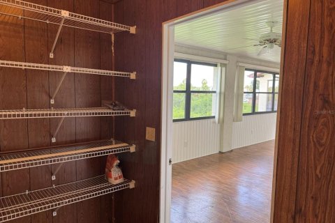 Condo in Deltona, Florida, 3 bedrooms  № 2379167 - photo 13