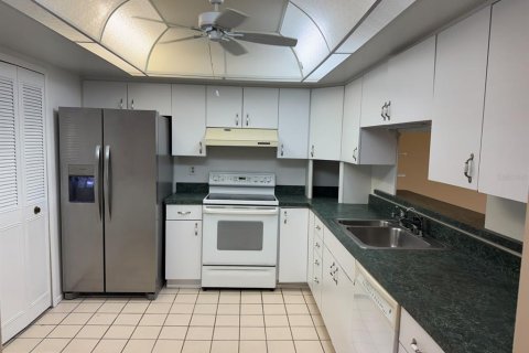 Condo in Deltona, Florida, 3 bedrooms  № 2379167 - photo 6