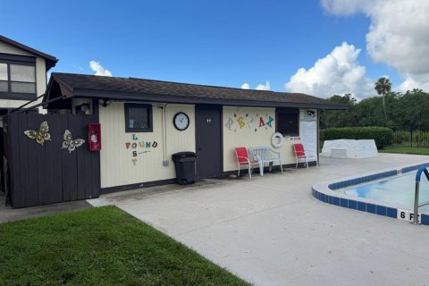 Condo in Deltona, Florida, 3 bedrooms  № 2379167 - photo 27
