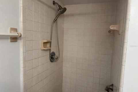 Condo in Deltona, Florida, 3 bedrooms  № 2379167 - photo 20