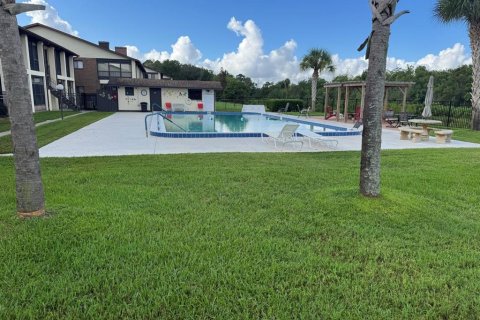 Condo in Deltona, Florida, 3 bedrooms  № 2379167 - photo 25