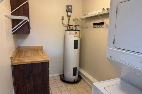 Condo in Deltona, Florida, 3 bedrooms  № 2379167 - photo 7