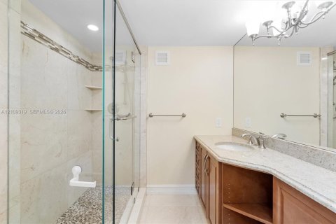 Copropriété à vendre à Hollywood, Floride: 2 chambres, 173.54 m2 № 2428390 - photo 17