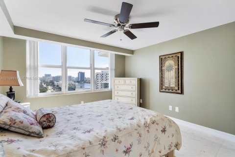 Copropriété à vendre à Hollywood, Floride: 2 chambres, 173.54 m2 № 2428390 - photo 16