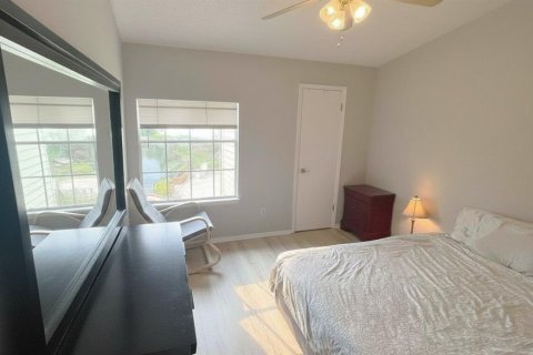Condo in Orlando, Florida, 2 bedrooms  № 2211401 - photo 6