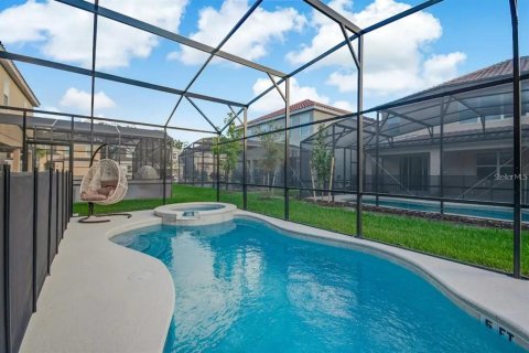 House in Kissimmee, Florida 9 bedrooms, 385.54 sq.m. № 1879611 - photo 24