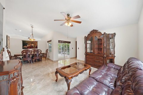 Villa ou maison à vendre à Davie, Floride: 3 chambres, 148.36 m2 № 2087421 - photo 10