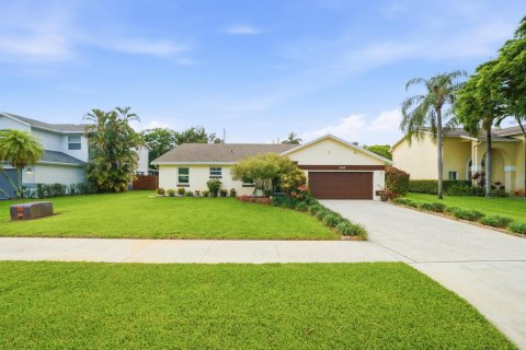 Villa ou maison à Davie, Floride 3 chambres, 148.36 m2 № 2087421