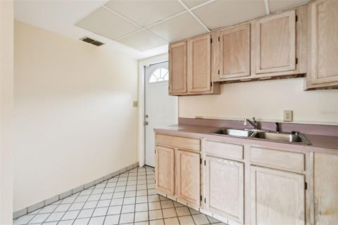House in Saint Petersburg, Florida 3 bedrooms, 242.47 sq.m. № 1773189 - photo 22