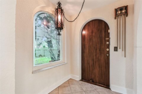 House in Saint Petersburg, Florida 3 bedrooms, 242.47 sq.m. № 1773189 - photo 10
