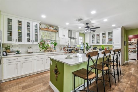 Casa en venta en San Antonio, Florida, 5 dormitorios, 334.45 m2 № 1900189 - foto 16