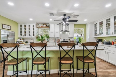 Casa en venta en San Antonio, Florida, 5 dormitorios, 334.45 m2 № 1900189 - foto 14