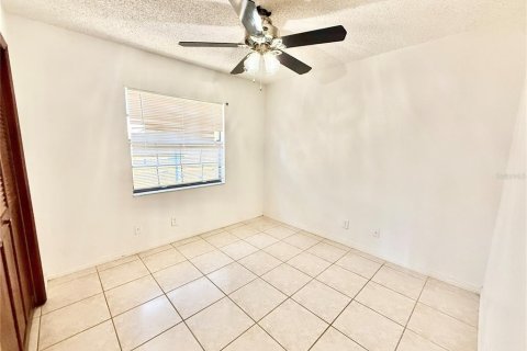 Villa ou maison à vendre à Tampa, Floride: 3 chambres, 111.85 m2 № 2278080 - photo 19