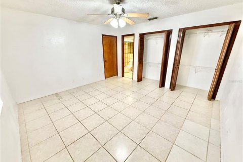Villa ou maison à vendre à Tampa, Floride: 3 chambres, 111.85 m2 № 2278080 - photo 6