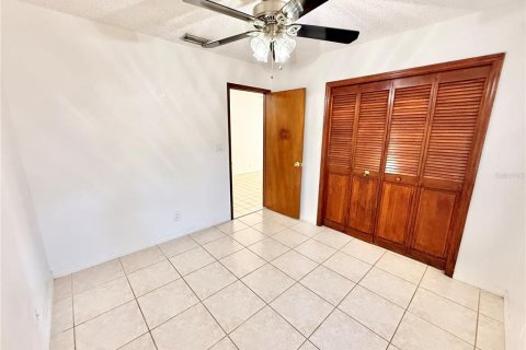Villa ou maison à vendre à Tampa, Floride: 3 chambres, 111.85 m2 № 2278080 - photo 20