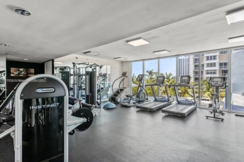 Condo in North Bay Village, Florida, 2 bedrooms  № 1849165 - photo 4