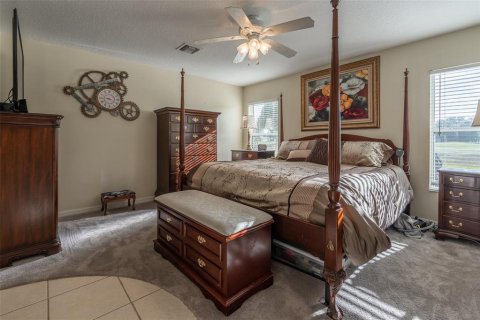 House in Ocala, Florida 3 bedrooms, 153.01 sq.m. № 2149504 - photo 8