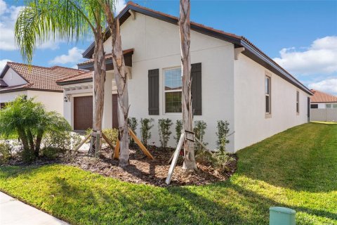 House in Wimauma, Florida 3 bedrooms, 199.28 sq.m. № 2114186 - photo 3
