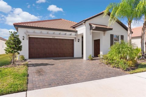 House in Wimauma, Florida 3 bedrooms, 199.28 sq.m. № 2114186