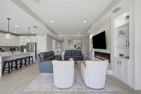 Villa ou maison à vendre à Bradenton, Floride: 3 chambres, 214.98 m2 № 2287400 - photo 10