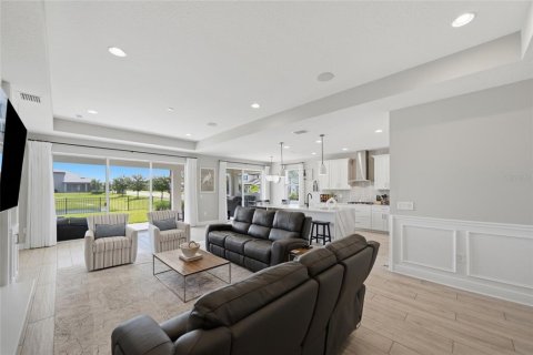 Villa ou maison à vendre à Bradenton, Floride: 3 chambres, 214.98 m2 № 2287400 - photo 12