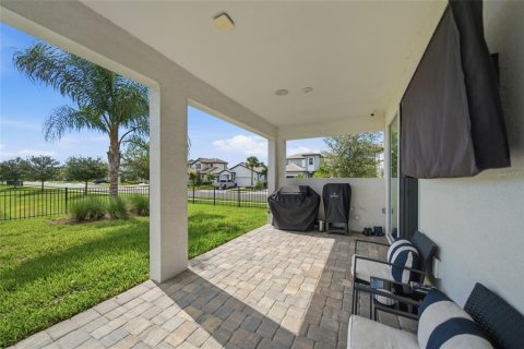 Villa ou maison à vendre à Bradenton, Floride: 3 chambres, 214.98 m2 № 2287400 - photo 23