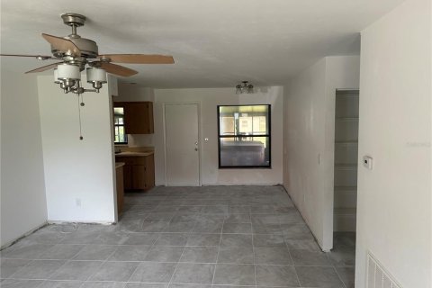Villa ou maison à louer à Ocala, Floride: 3 chambres, 98.85 m2 № 2287420 - photo 12