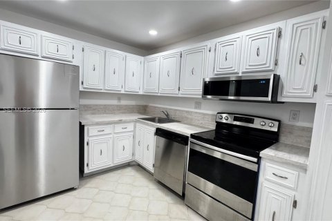 Condo à Lauderhill, Floride, 2 chambres  № 2025665