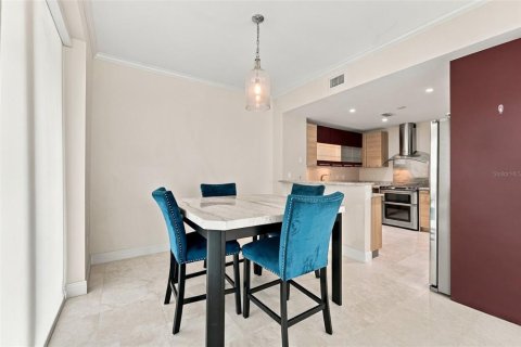 Copropriété à vendre à Cocoa Beach, Floride: 3 chambres, 233.37 m2 № 2373804 - photo 19