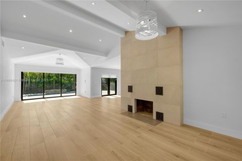 House in Miami Shores, Florida 3 bedrooms, 161.93 sq.m. № 2013606 - photo 4