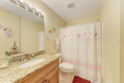 Condo in Lakewood Ranch, Florida, 2 bedrooms  № 1536564 - photo 19