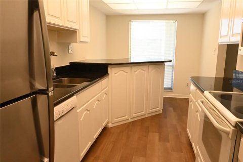 Copropriété à louer à Clearwater, Floride: 2 chambres, 99.41 m2 № 1518747 - photo 3