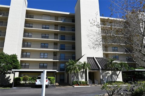 Copropriété à louer à Clearwater, Floride: 2 chambres, 99.41 m2 № 1518747 - photo 1