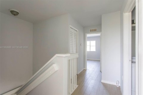Touwnhouse à vendre à Homestead, Floride: 3 chambres, 140.19 m2 № 2079699 - photo 19