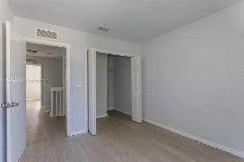 Touwnhouse à vendre à Homestead, Floride: 3 chambres, 140.19 m2 № 2079699 - photo 24