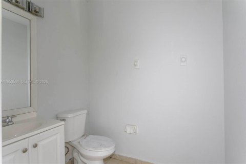 Touwnhouse à vendre à Homestead, Floride: 3 chambres, 140.19 m2 № 2079699 - photo 9