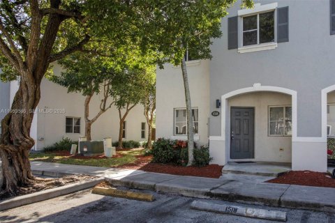 Touwnhouse à vendre à Homestead, Floride: 3 chambres, 140.19 m2 № 2079699 - photo 2