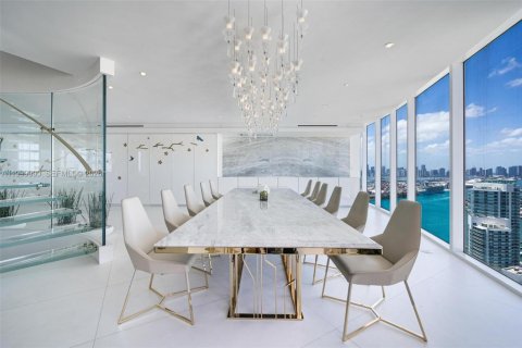 Condo in Miami Beach, Florida, 4 bedrooms  № 2067657 - photo 21