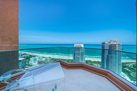 Condo in Miami Beach, Florida, 4 bedrooms  № 2067657 - photo 29