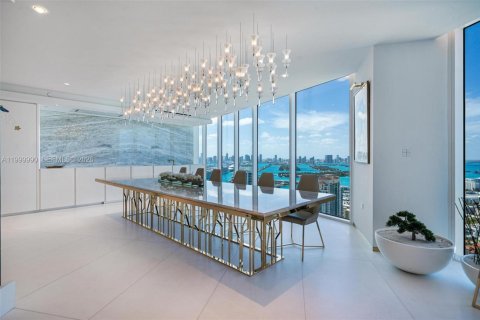 Condo in Miami Beach, Florida, 4 bedrooms  № 2067657 - photo 19