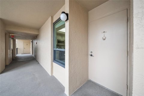 Condo in Clearwater, Florida, 2 bedrooms  № 1843704 - photo 4