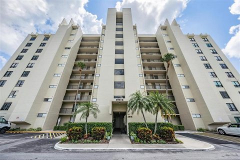 Condo in Clearwater, Florida, 2 bedrooms  № 1843704 - photo 2