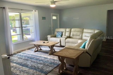 Casa en alquiler en Venice, Florida, 3 dormitorios, 149.39 m2 № 1553950 - foto 12