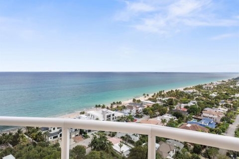 Condo in Fort Lauderdale, Florida, 3 bedrooms  № 2085934 - photo 2