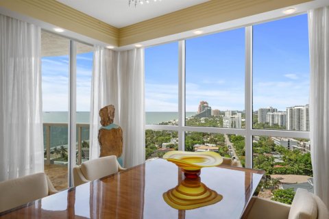 Condo in Fort Lauderdale, Florida, 3 bedrooms  № 2085934 - photo 7