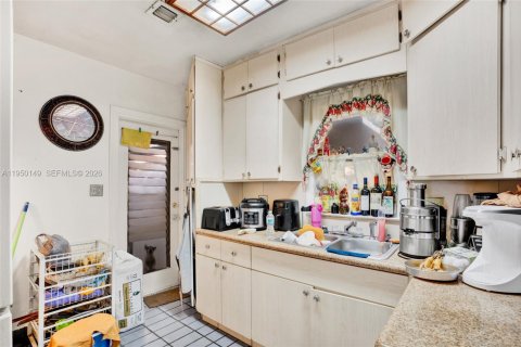Купить виллу или дом в Майами, Флорида 3 спальни, 93.65м2, № 2005763 - фото 7